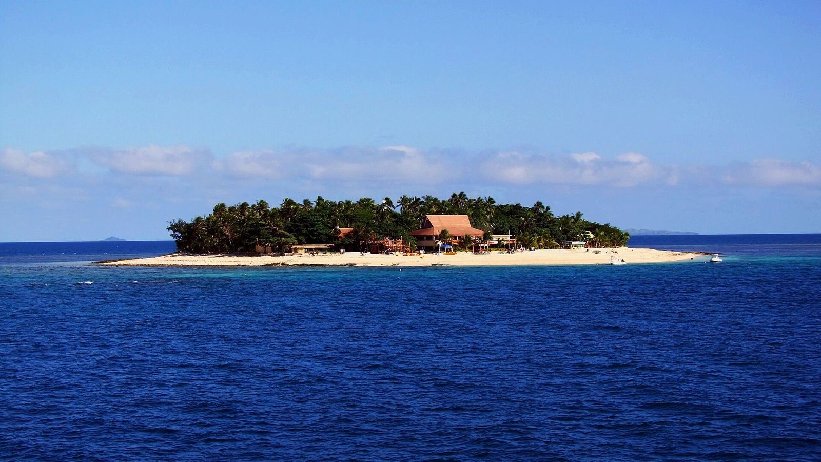 Beachcomber Island in de Mamanuca-eilanden met wit zandstrand