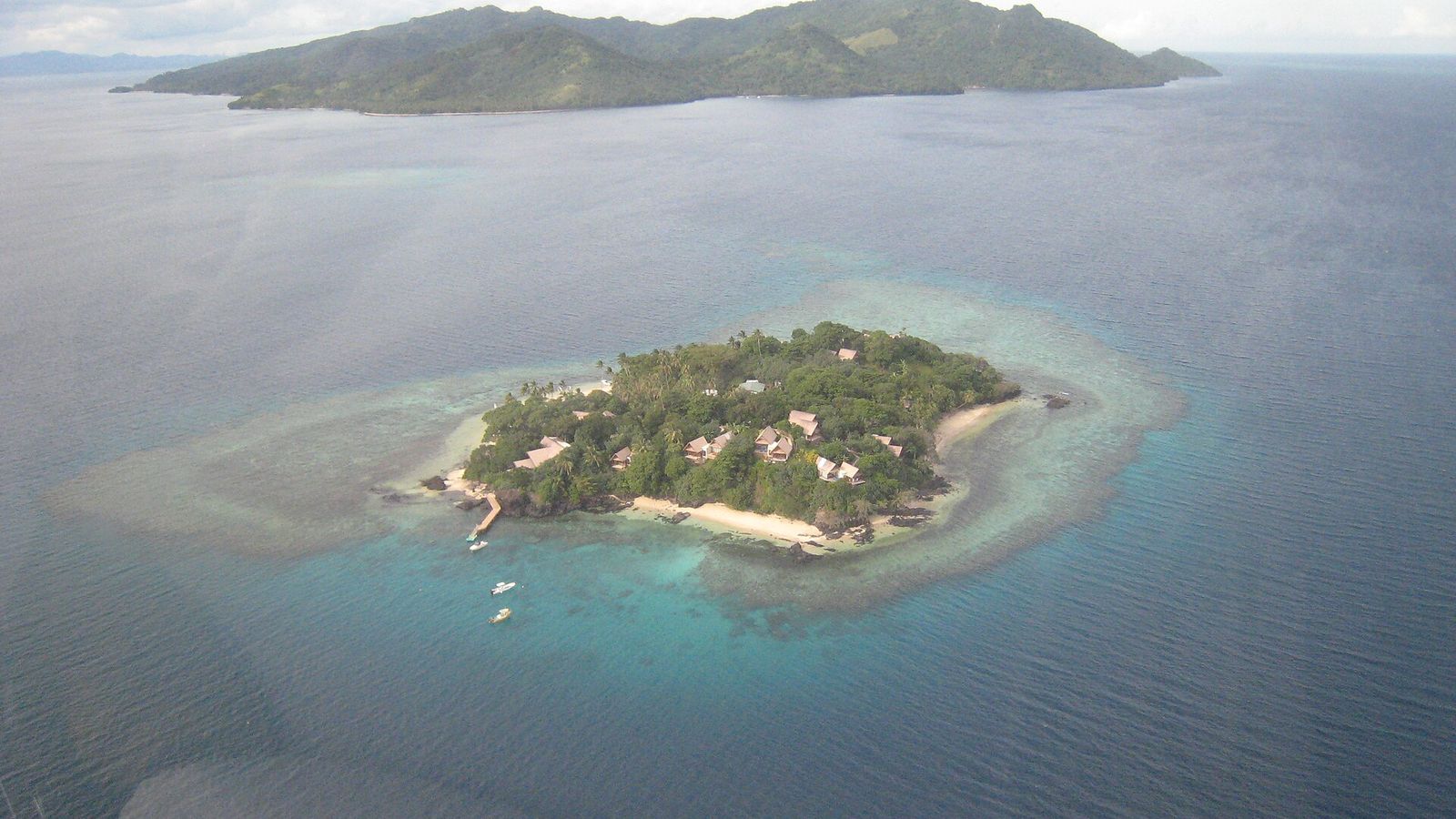 Royal Davui, een klein privé-eiland met resort en koraalrif in de lagune van Beqa